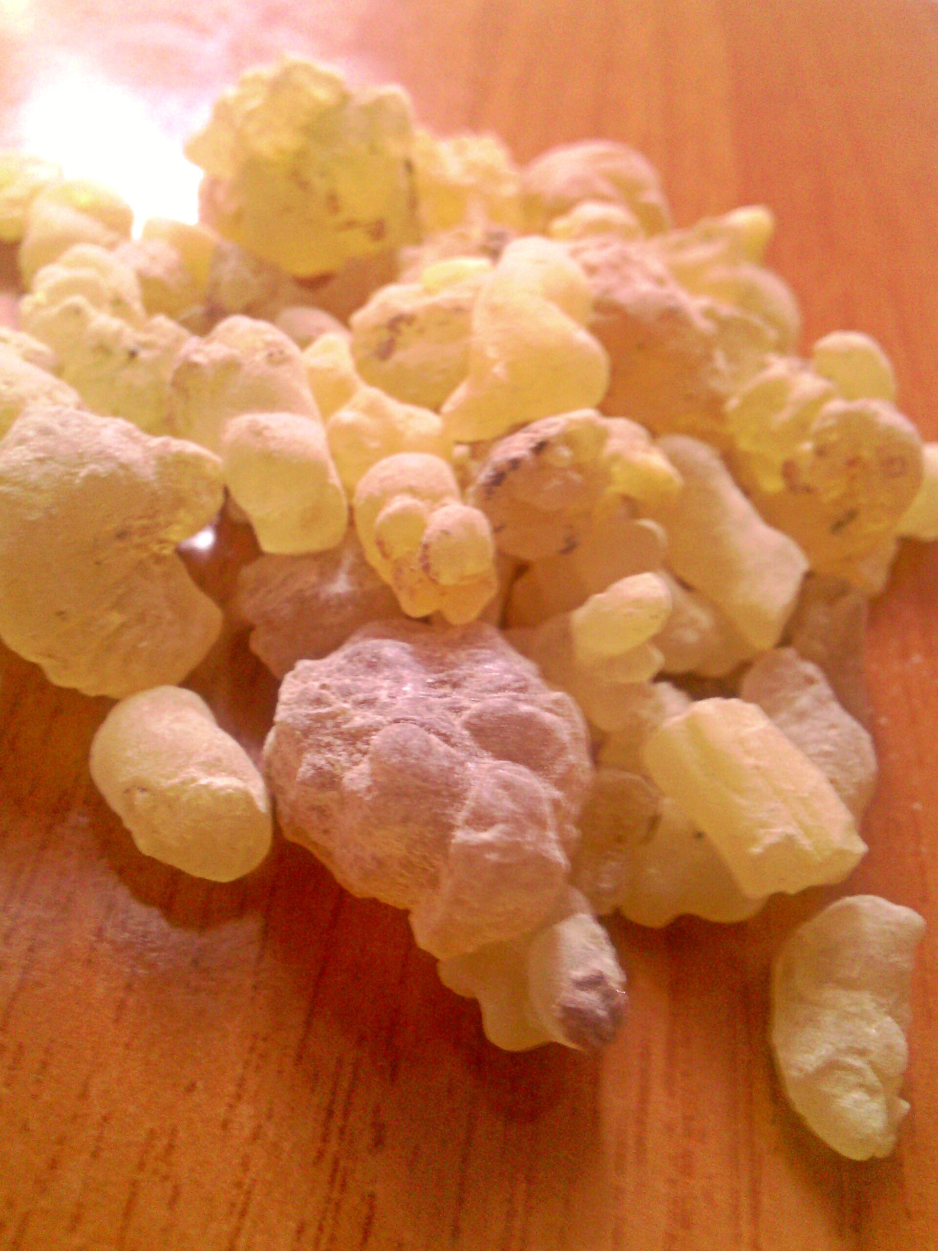 Frankincense Gum Benefits and Uses